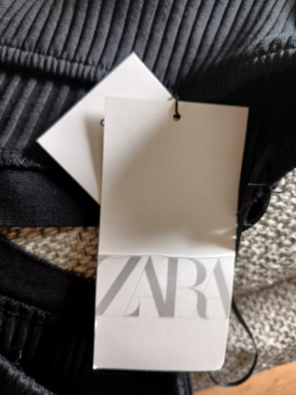 Zara Ribbed Bodysuit - Picture 4 of 4